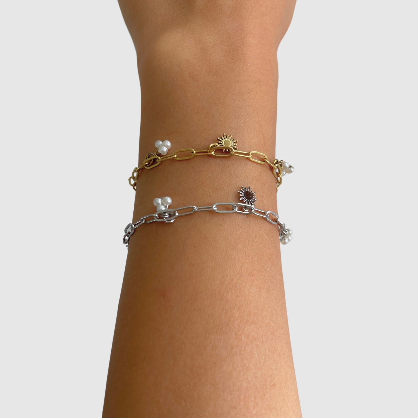 Bracelet Tav, Acier inoxydable, 3 soleils, 2 grappes de perles, couleur or, couleur argent, ajustable