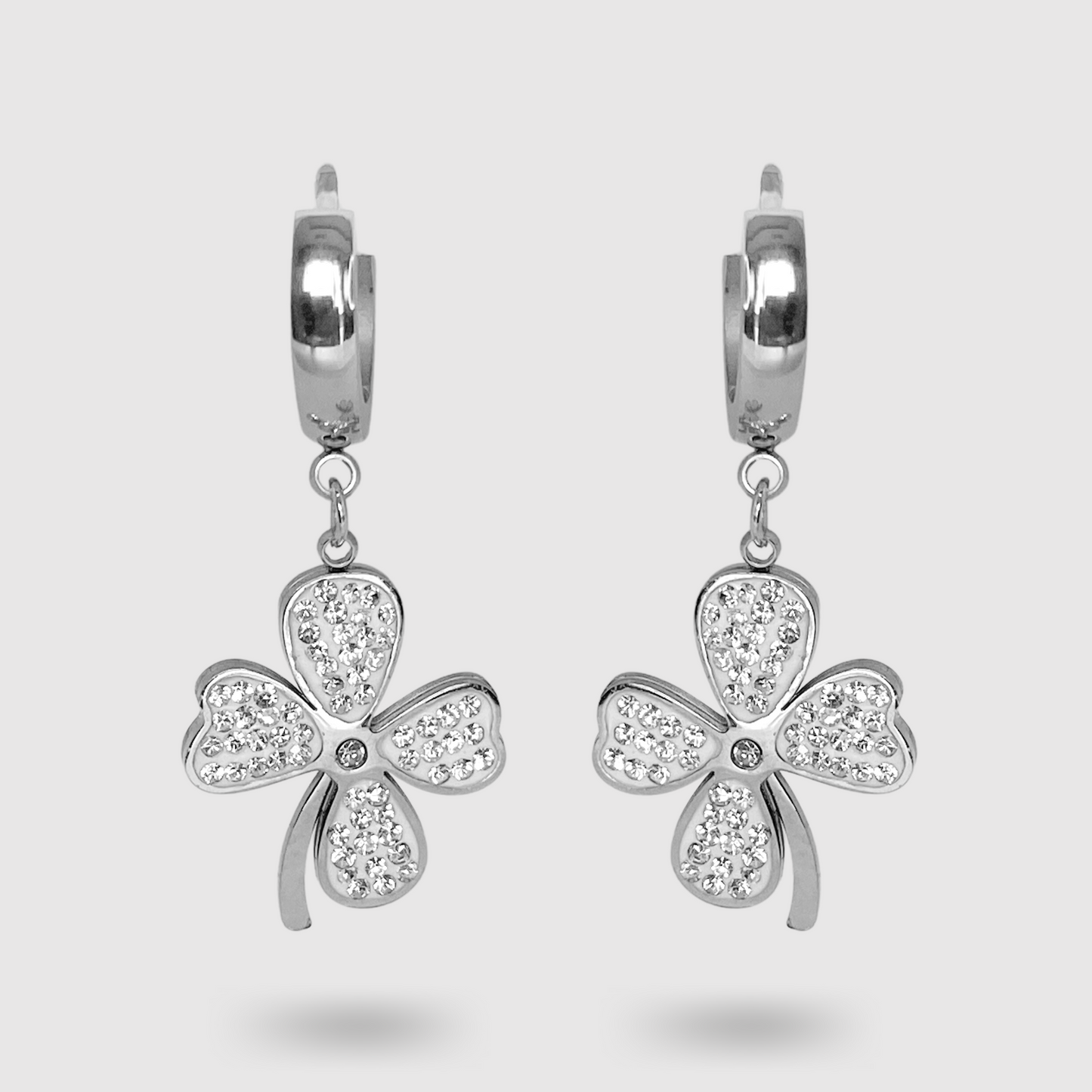 Boucles d'oreilles Fortune-strass, Acier inoxydable, strass, trèfle, couleur argent