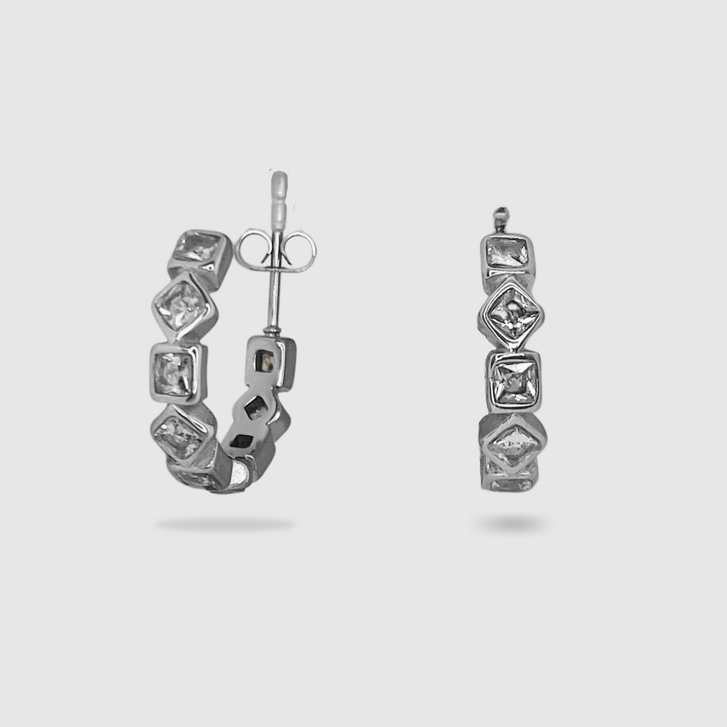 Boucles d'oreilles Jovi, acier inoxydable, strass, carrés, losanges, couleur argent