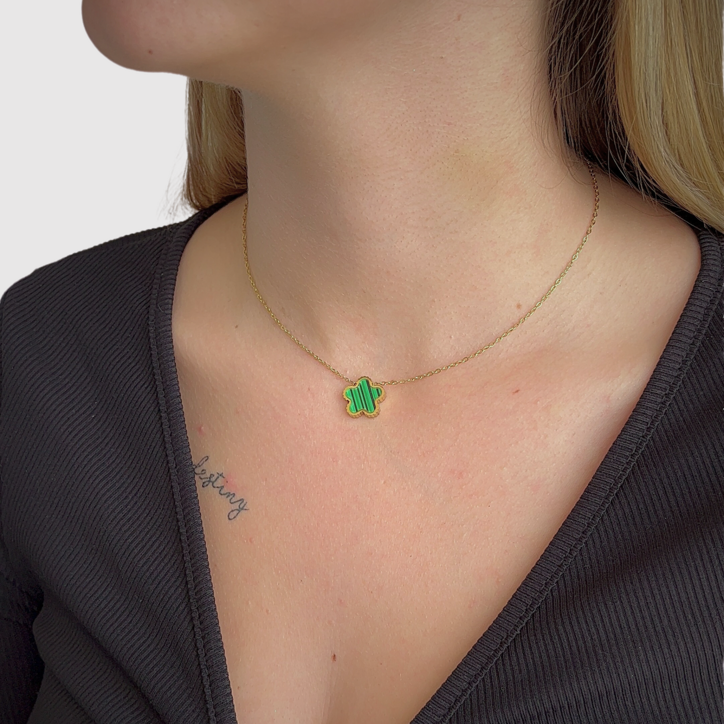 Collier acier inoxydable, fleur verte, ajustable, double-face