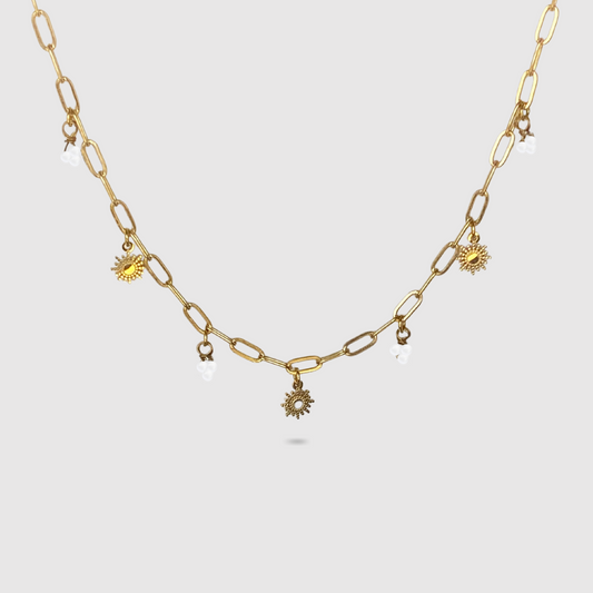 Collier Tav, acier inoxydable, 3 soleils, 4 grappes de perles blanches, couleur or, ajustable