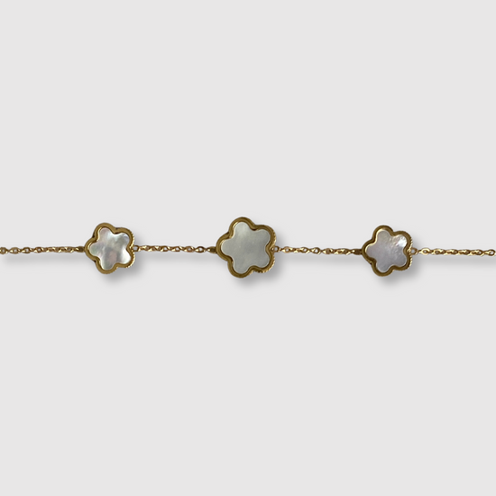 Bracelet Modessa, acier inoxydable, couleur or, 3 fleurs blanches, ajustable