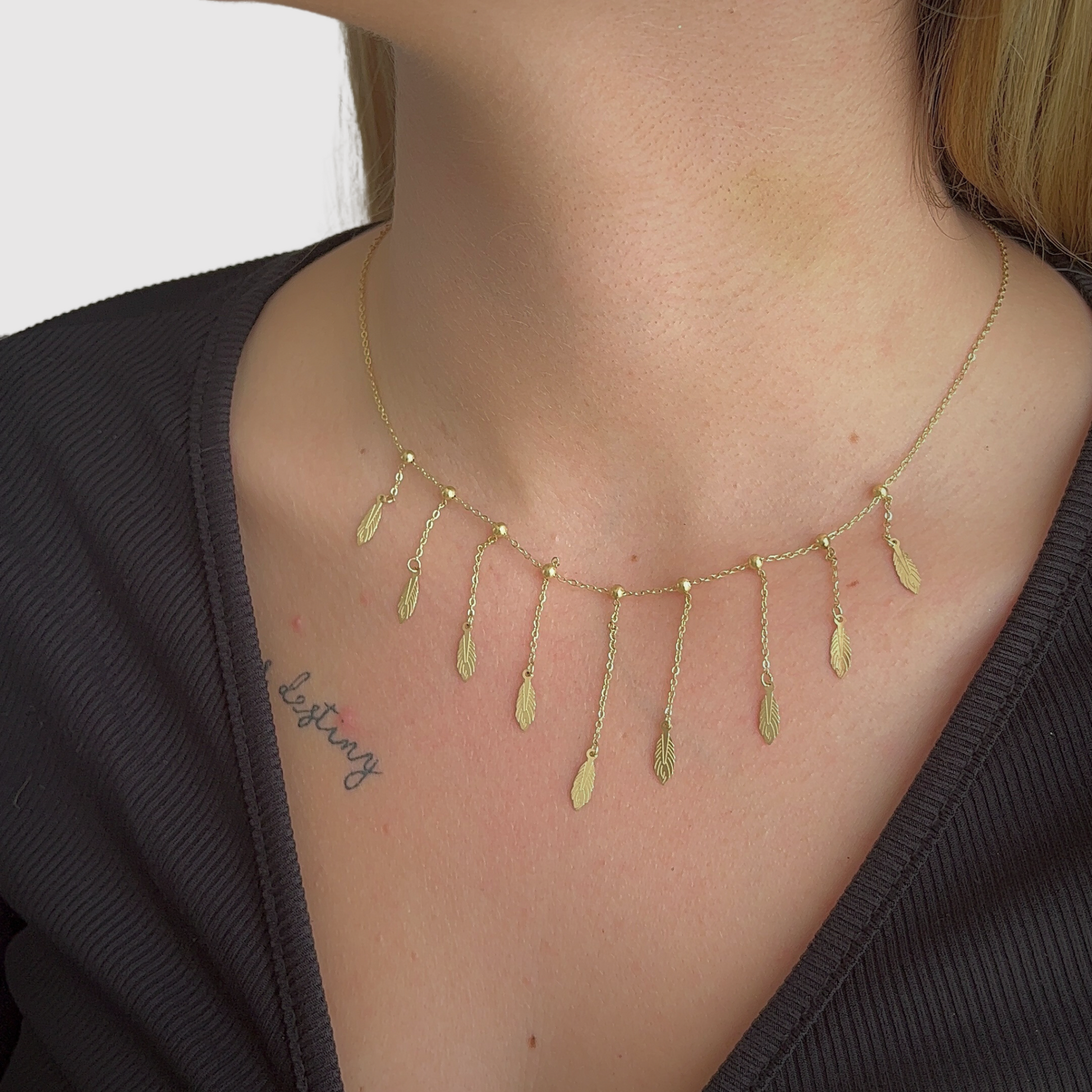 Collier Pocahontas, acier inoxydable, plumes, ajustable, couleur or