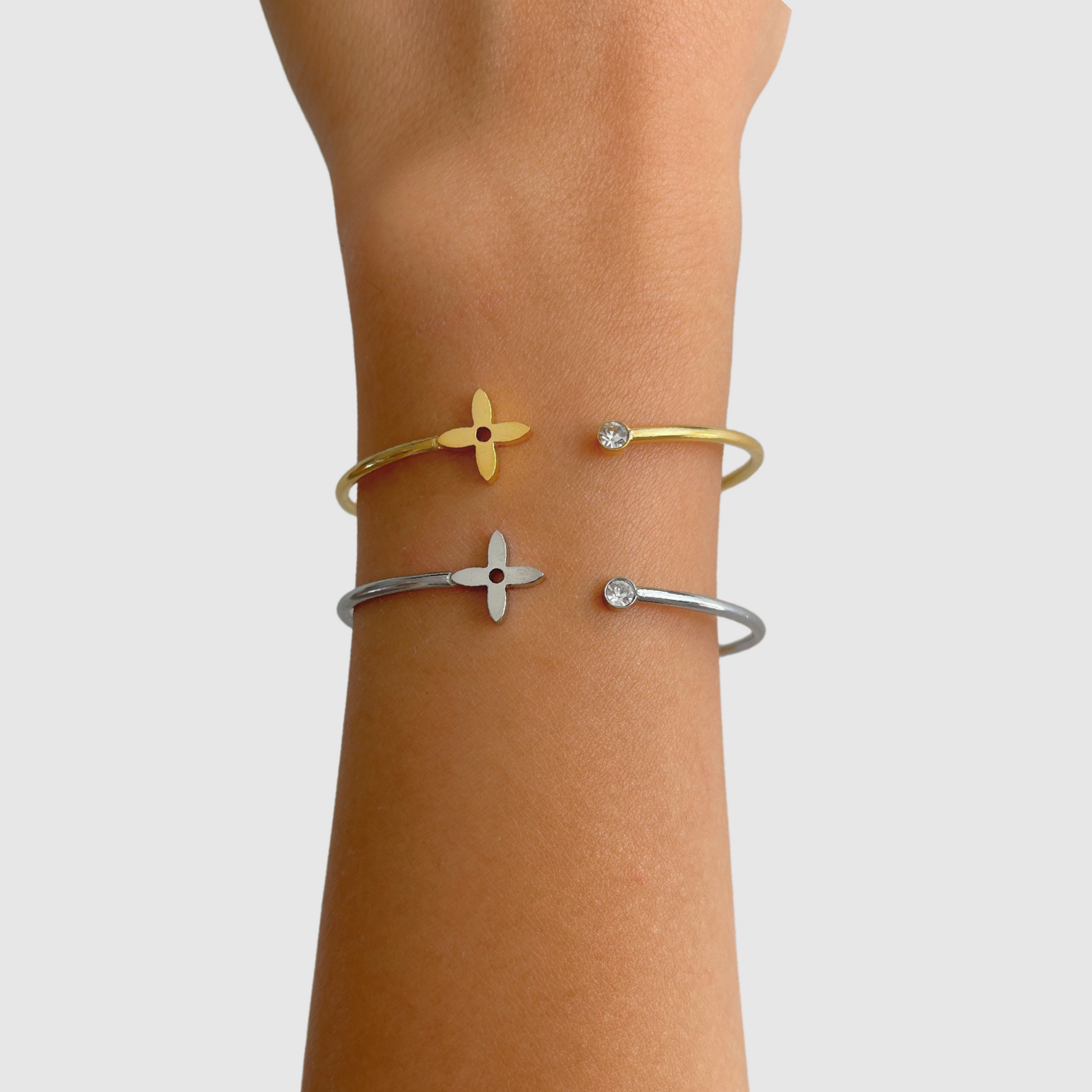 Bracelet-jonc Spléndia-strass, acier inoxydable, 1 strass, 1 étoile, ajustable, couleur or, argent